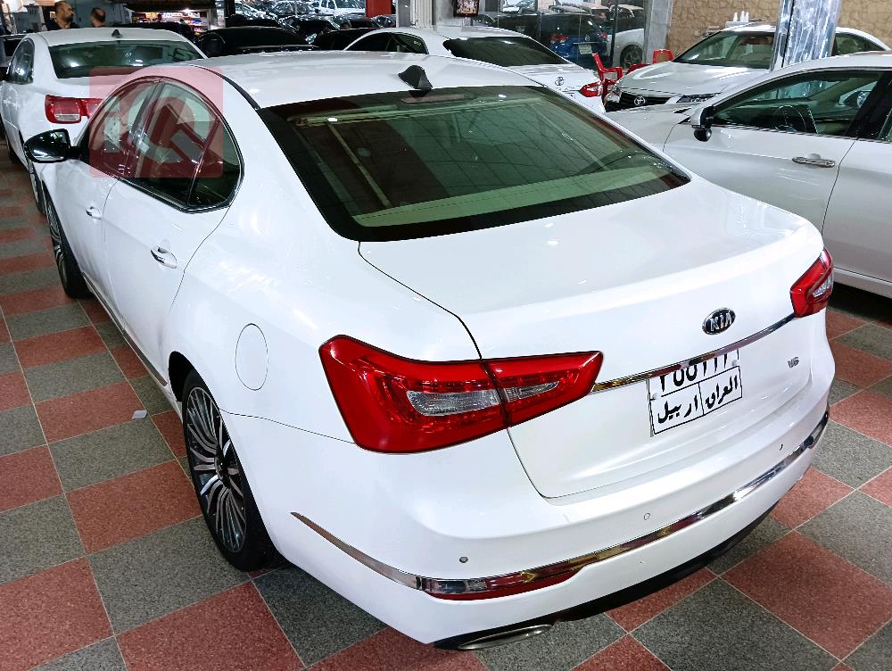 Kia Cadenza